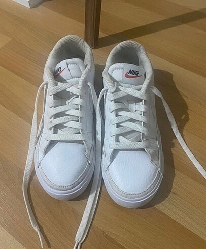 Nike kadın spor ayakkabı