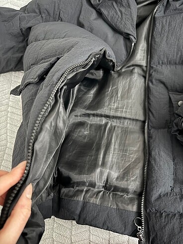 oversize siyah kalın şişme mont - Görsel 6