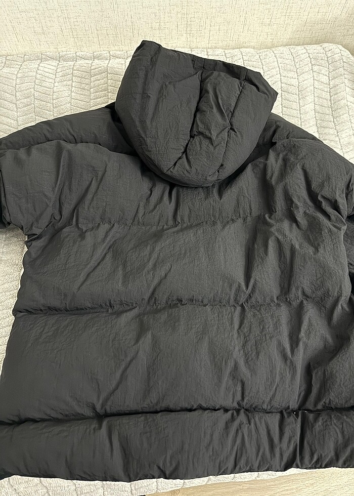 oversize siyah kalın şişme mont - Görsel 3