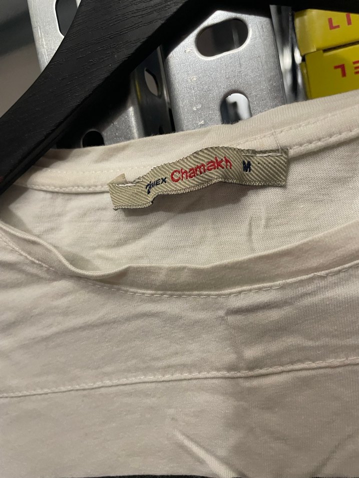 Beyaz Baskılı Kadın Tişört Velcro Detaylı - Görsel 2