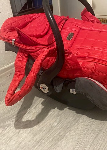 Parlak Kırmızı Bebek puset - Görsel 2