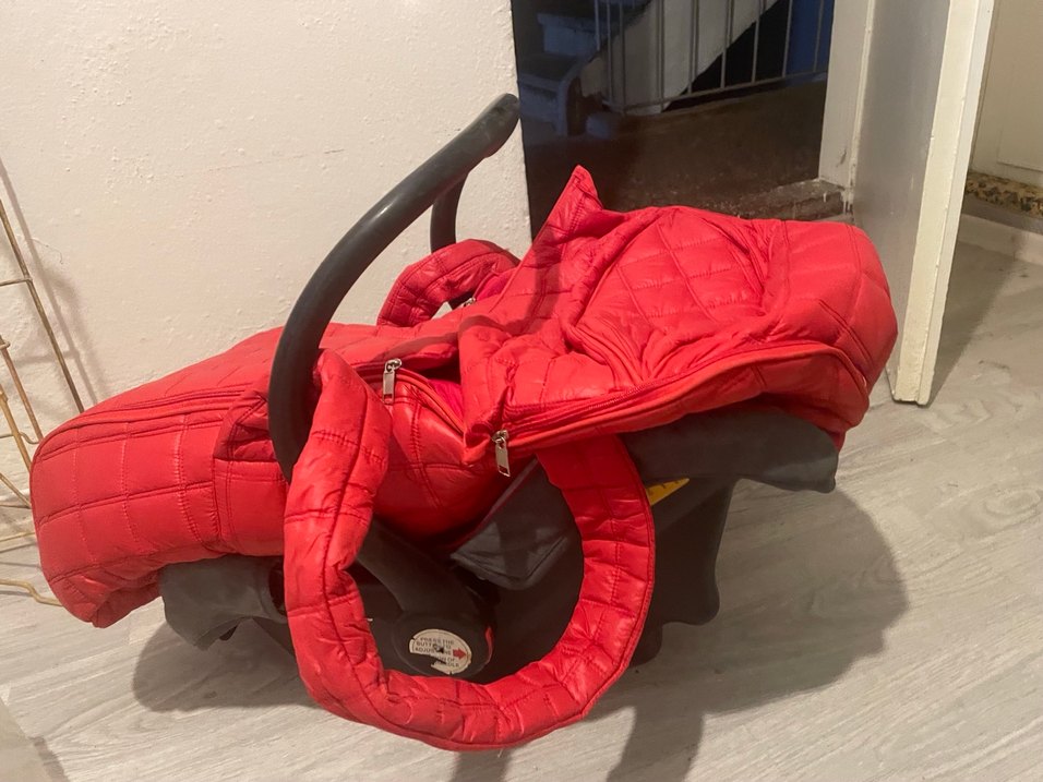 Parlak Kırmızı Bebek puset - Görsel 4