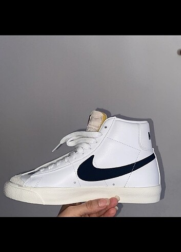Nike blazer