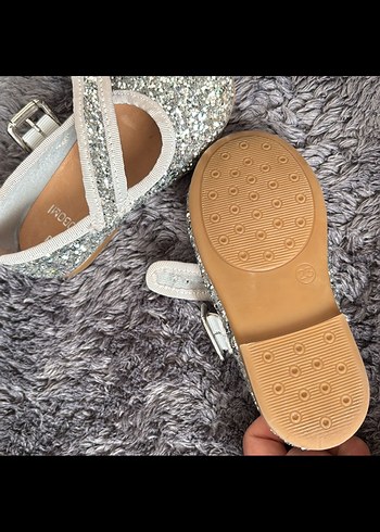 Kız Çocuk Gri Kürklü Babet Ayakkabı - Görsel 3