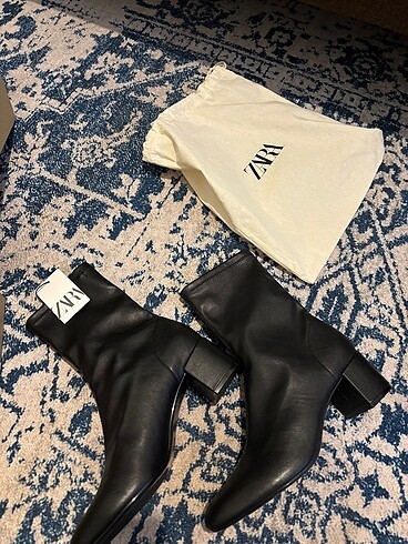 Zara bot