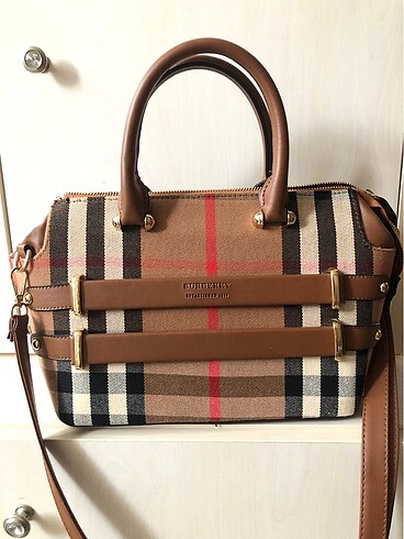 Burbery çanta