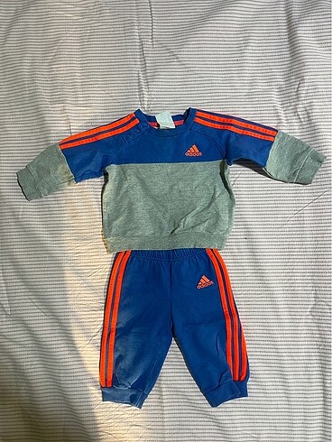 Adidas Orijinal Adidas bebek eşofman takımı