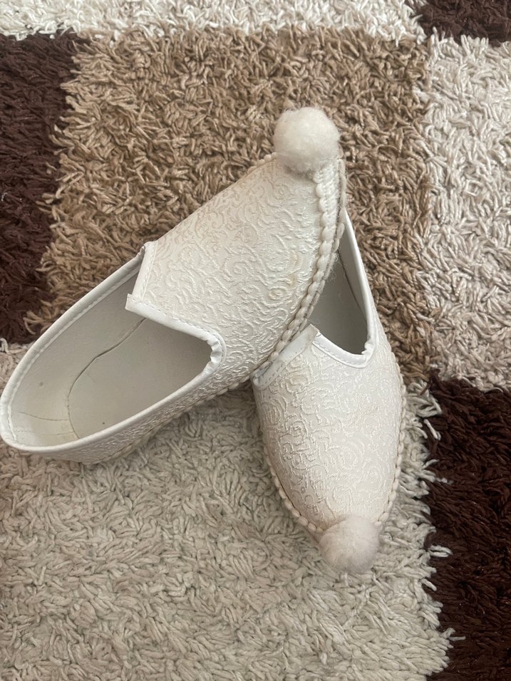 Beyaz Nakışlı çarık - Görsel 2