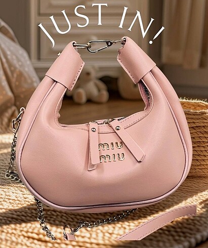 Miu Miu Miu Miu Kol Çantası