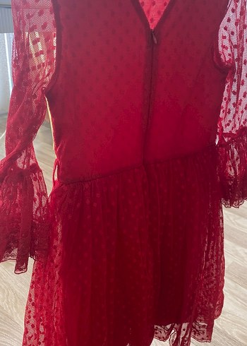 Kız Çocuk Kırmızı Dantel Nakışlı Elbise - Görsel 2