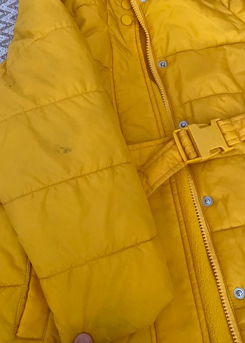 Sarı Kemerli Kız Çocuk Mont - Görsel 2