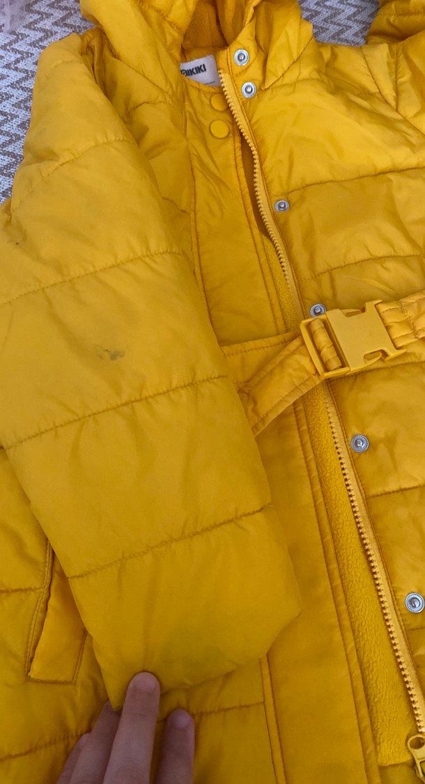 Sarı Kemerli Kız Çocuk Mont - Görsel 2