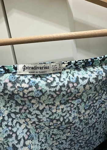 Stradivarius çiçekli top - Görsel 3