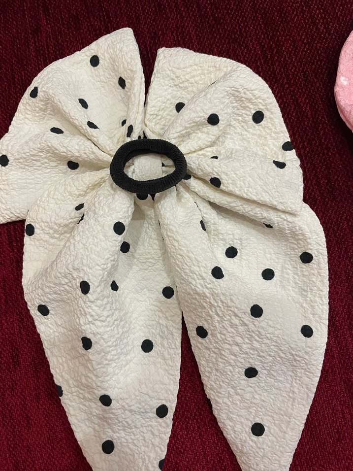 Beyaz Puantiyeli Fiyonk Saç Tokası - Görsel 2