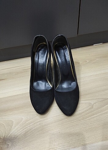 Topuklu ayakkabı - Görsel 3