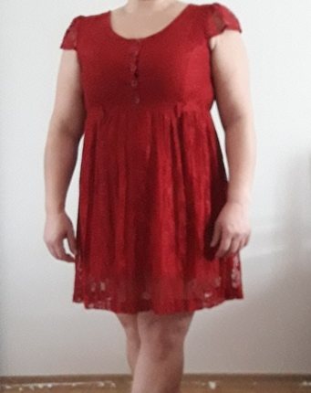 kırmızı kısa elbise
