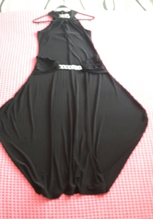Siyah 44 beden omuzları açık uzun abiye elbise