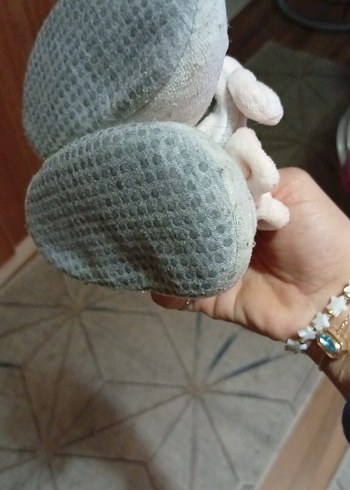 Kızlar için Beyaz Peluş Fiyonk Detaylı Terlik - Görsel 2