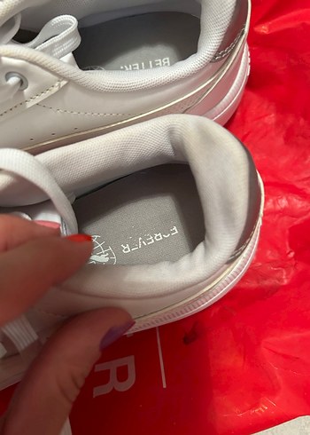 Beyaz Kadın Spor Ayakkabı Kadife Tabanlı - Görsel 3