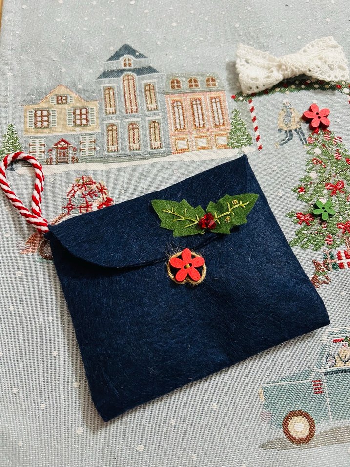 Özel yapım Keçe cüzdan ve yılbaşı süsü - Görsel 2