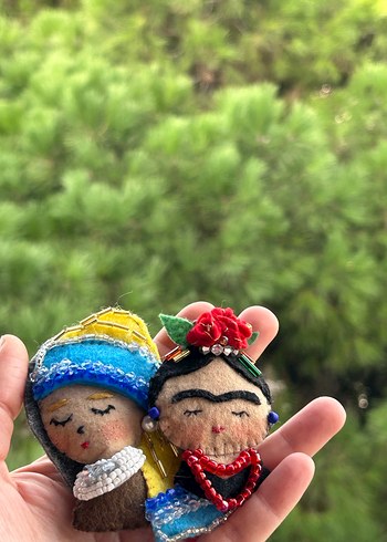 Frida ve inci küpeli kız broşlar - Görsel 2