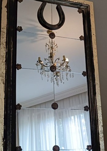 Koyu Çerçeveli gerçek at nalı aksesuarli eskitme ayna 84/42
