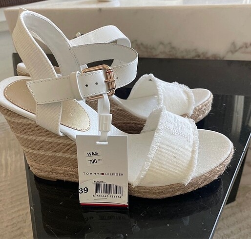 Tommy Hilfiger Dolgu Topuk Ayakkabı