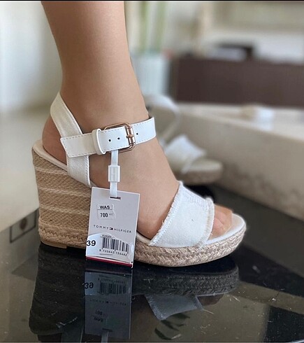 39 Beden beyaz Renk Tommy Hilfiger Dolgu Topuk Ayakkabı