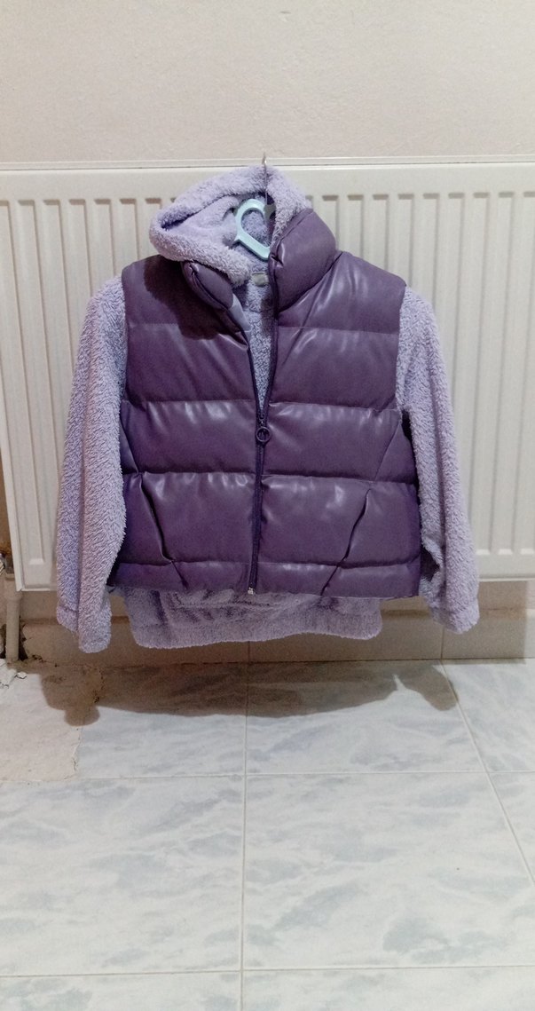 şişme yelek, peluş sweatshirt - Görsel 2