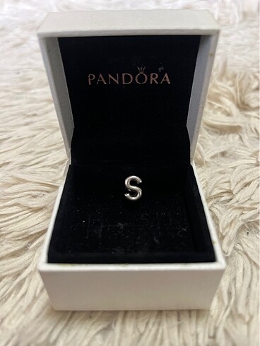  Beden gri Renk Pandora s charm ????