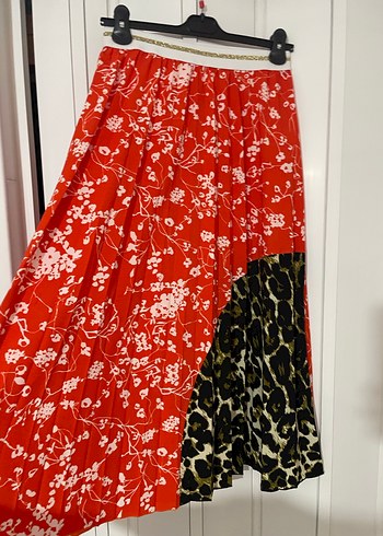 Desenli Kırmızı Drapeli Uzun Etek - Görsel 2