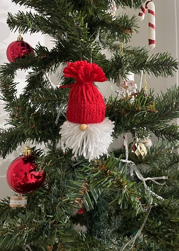 Kırmızı Örgü Noel Baba Süsü - Görsel 2