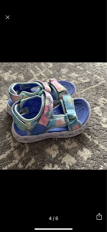 27 Beden mavi Renk Skechers sandalet