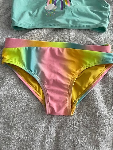 LC Waikiki Kız çocuk bikini takımı