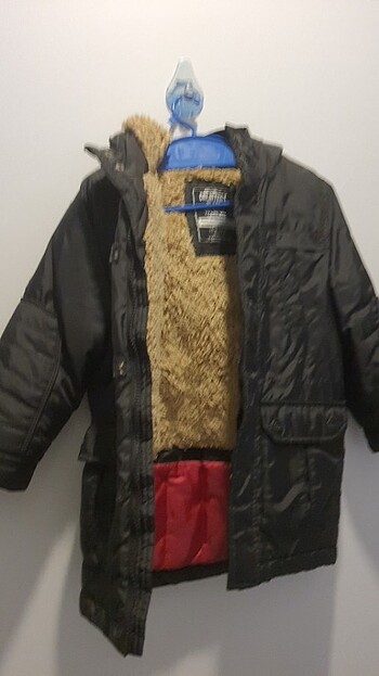 4 Yaş Beden LCW siyah kışlık ceket