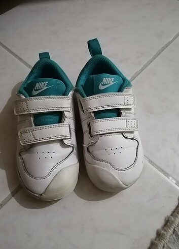 Nike spor ayakkabı