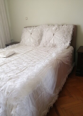 Çift kişilik İncili yatak örtüsü sıfır  - Görsel 6