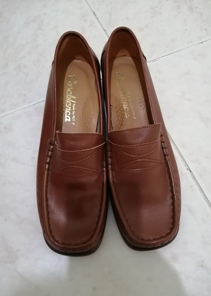 Hiç kullanılmamış sıfır kadın ayakkabı  - Görsel 2