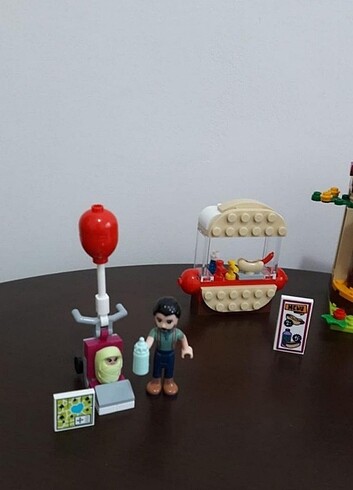  Beden Renk Lego performans sahnesi