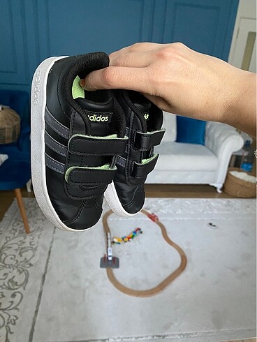 Adidas çocuk ayakkabısı