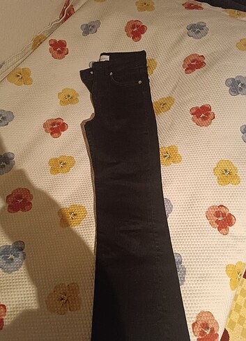 34 Beden siyah Renk Zara jean
