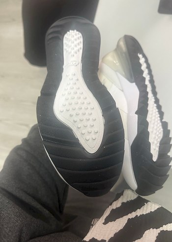 Nike air max 270 g orijinal sıfır waterprodf - Görsel 4