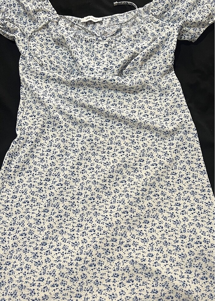 Çiçekli elbise - Görsel 2