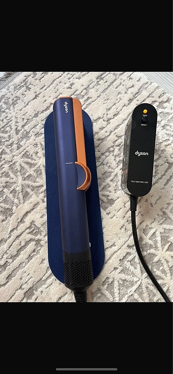 Dyson Dyson
