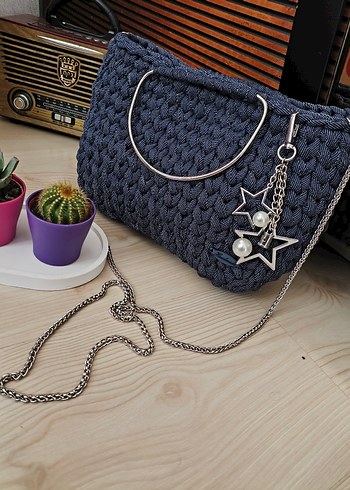 Mango Gri Zincir Detaylı Mavi Kot Örgü Kadın Çanta