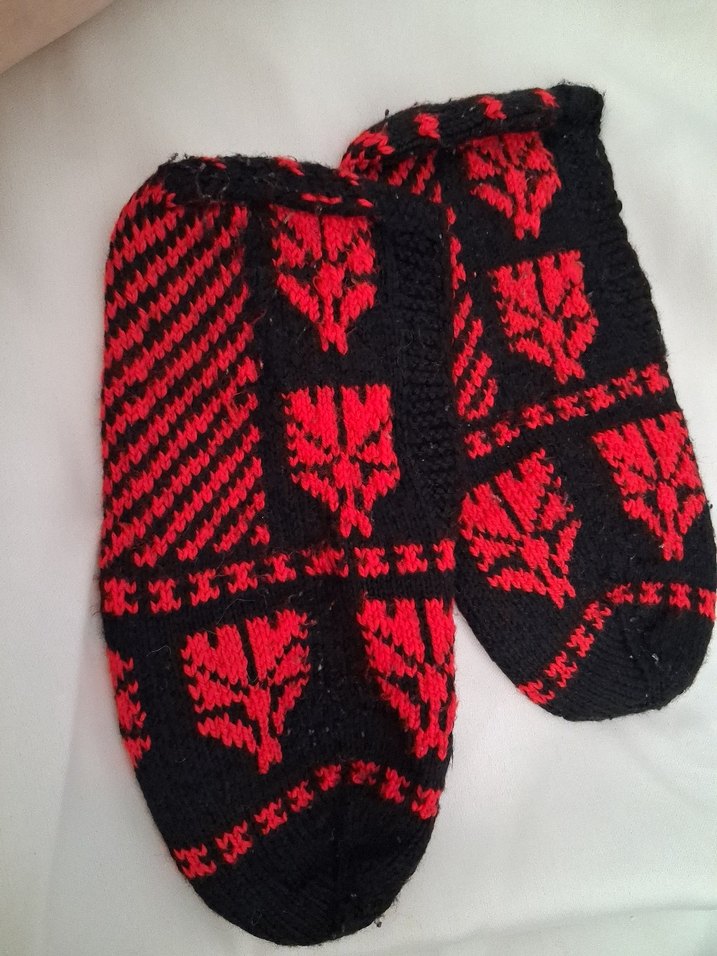 Kırmızı Nakışlı Kadın Çeyizlik - Görsel 3