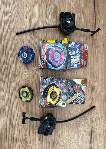 Beyblade Rapidity Pegasus ve Vulcan