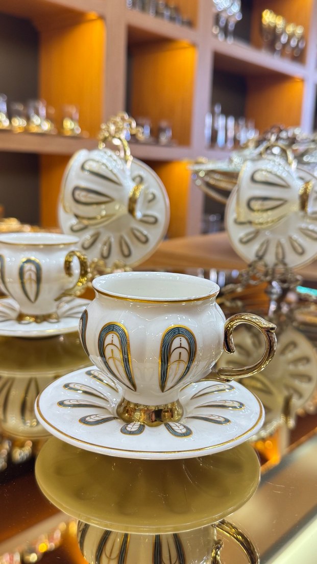 Altın Renkli  Kahve Fincanı Seti  - Görsel 3