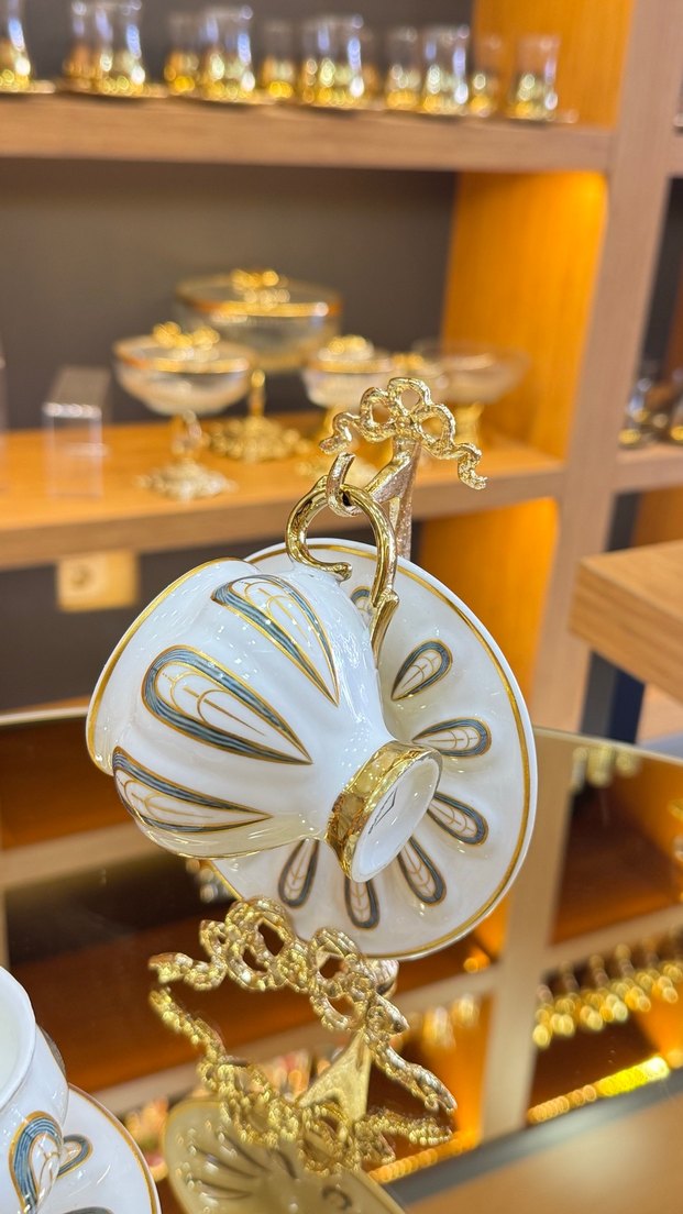 Altın Renkli  Kahve Fincanı Seti  - Görsel 2