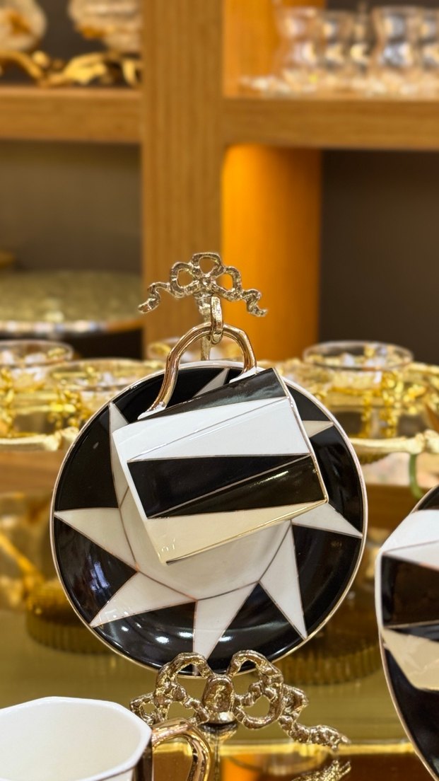 SİYAH BEYAZ GOLD DETAYLI FİNCAN - Görsel 3